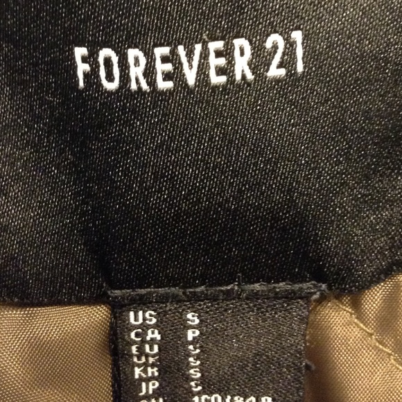 FOREVER 21 OLIVE GREEN JACKET W/ FAUX  SLEEVES - Picture 5 of 5